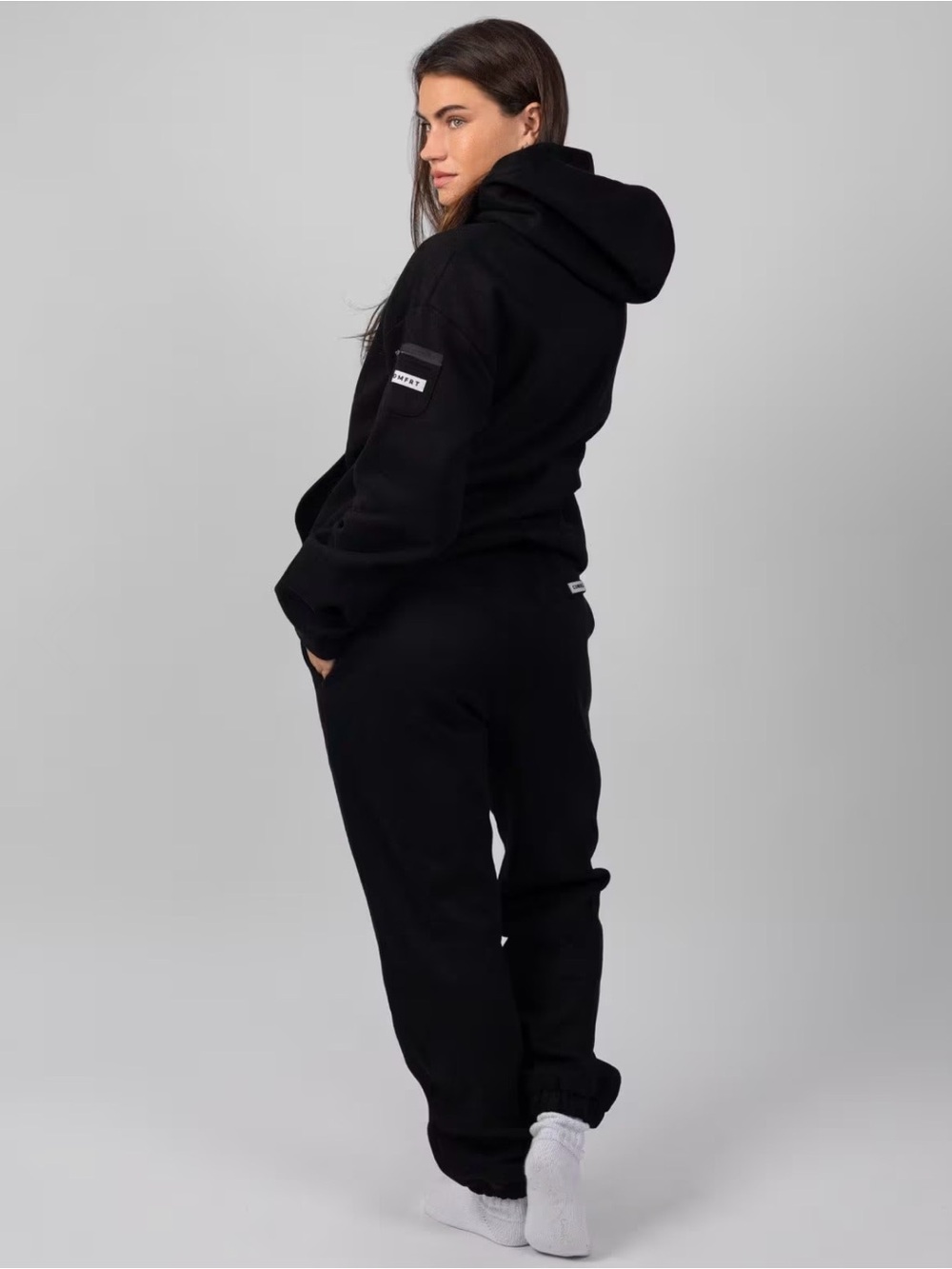 Travel Essentials Sweatpants in Obsidian Oversized Small **Matching Hoodie Avail
